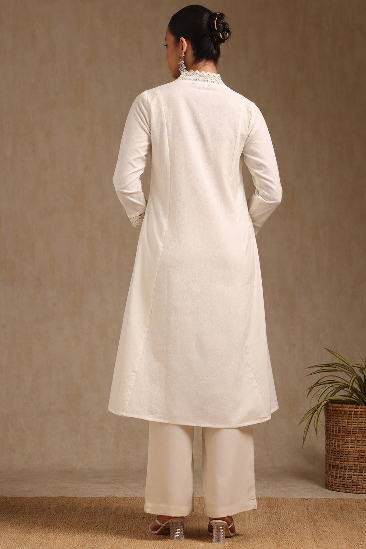 Off White Cotton Solid V-Neck Lace Inserts A-Line Kurta With Front Pleats - View 5