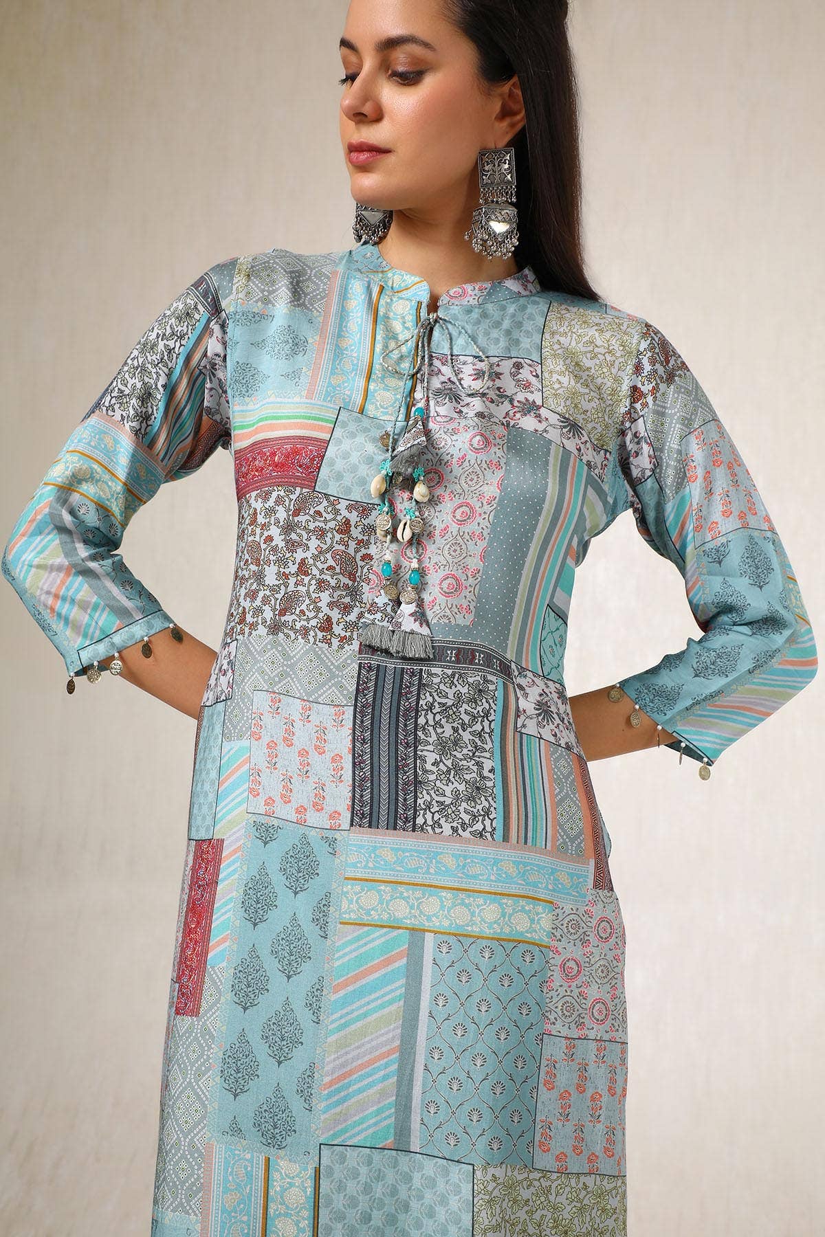 Powder Blue Viscose Muslin Ethnic Motifs Kurta With Tassels - View 2